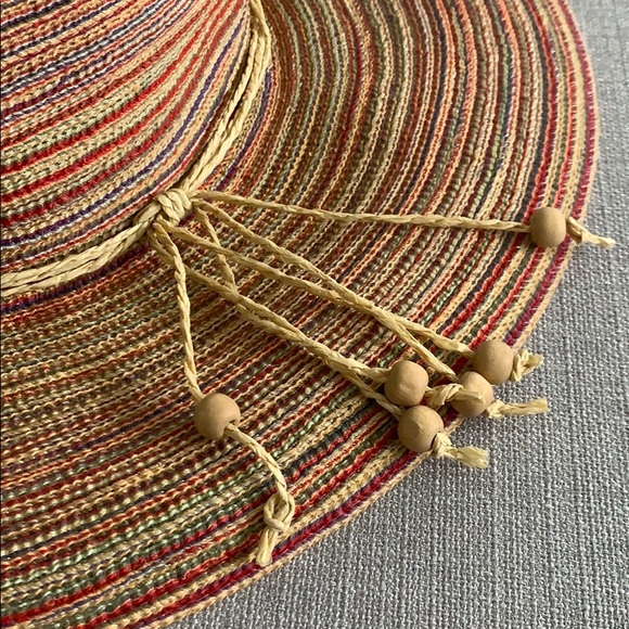 Straw hat - Picture 2 of 8